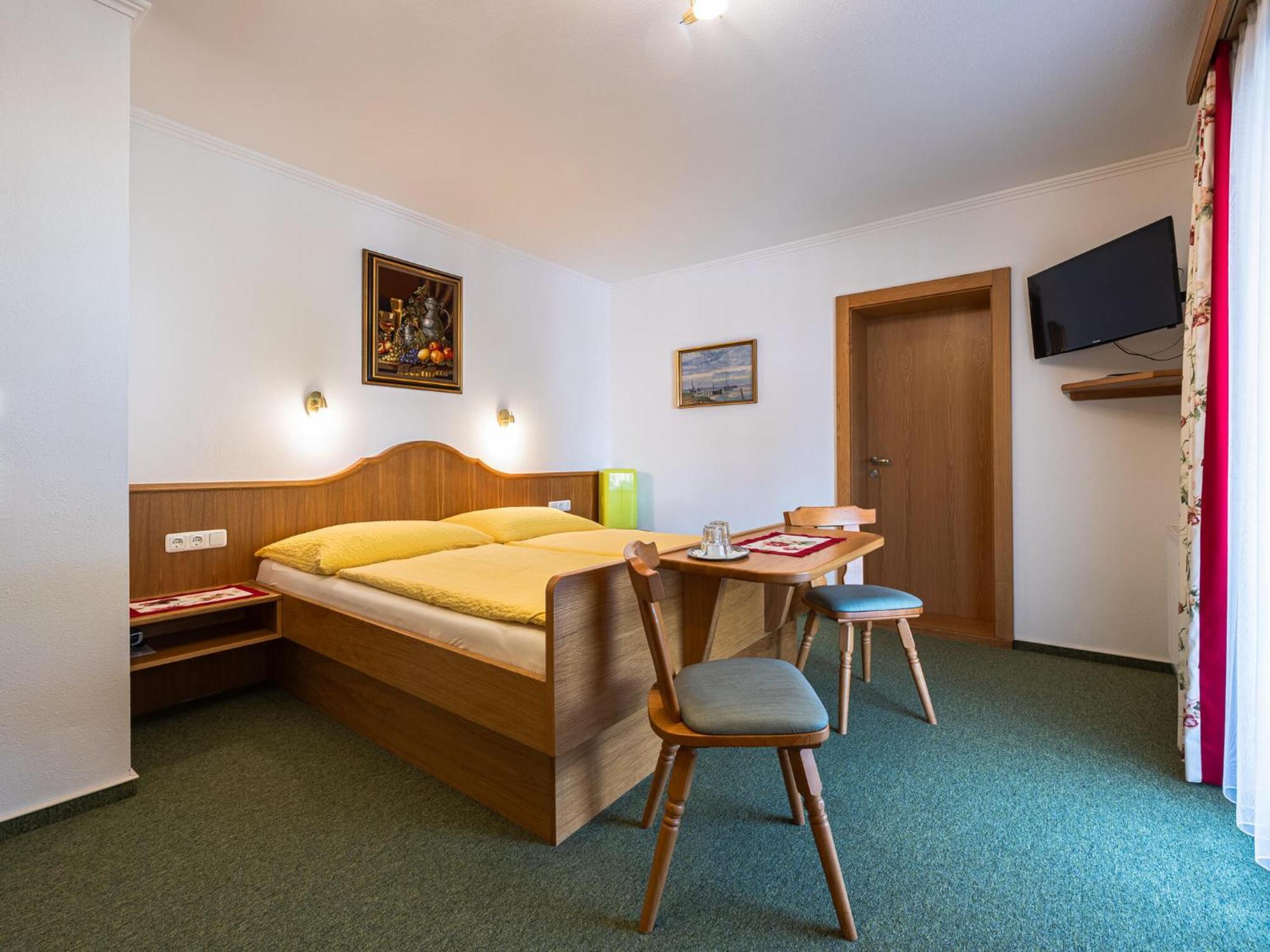 Gaestehaus Bleiweis-Zehentner Zell am See Luaran gambar